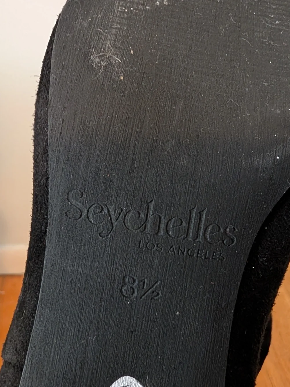 Seychelles sleek ankle